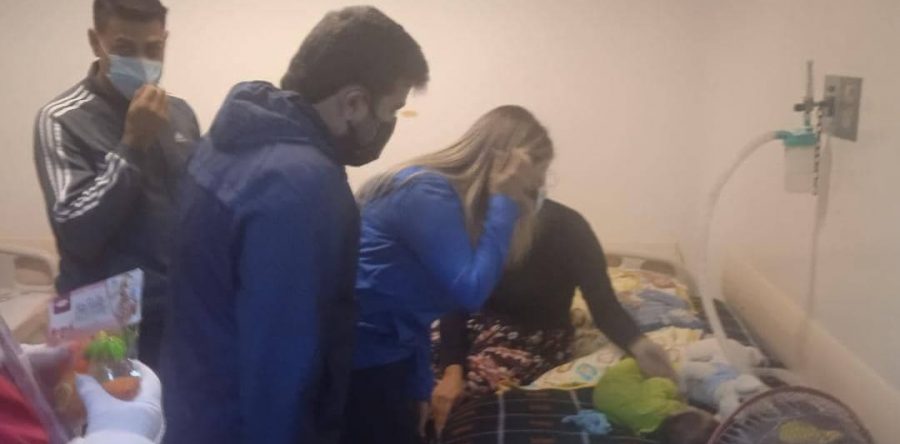 Desde Caracas el pequeño Airam sigue librando batallas por su vida.