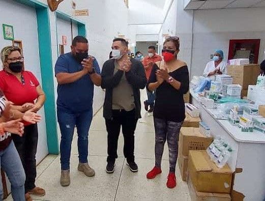 Gobernación y alcaldía de Cedeño entregan insumos al hospital de Caicara.