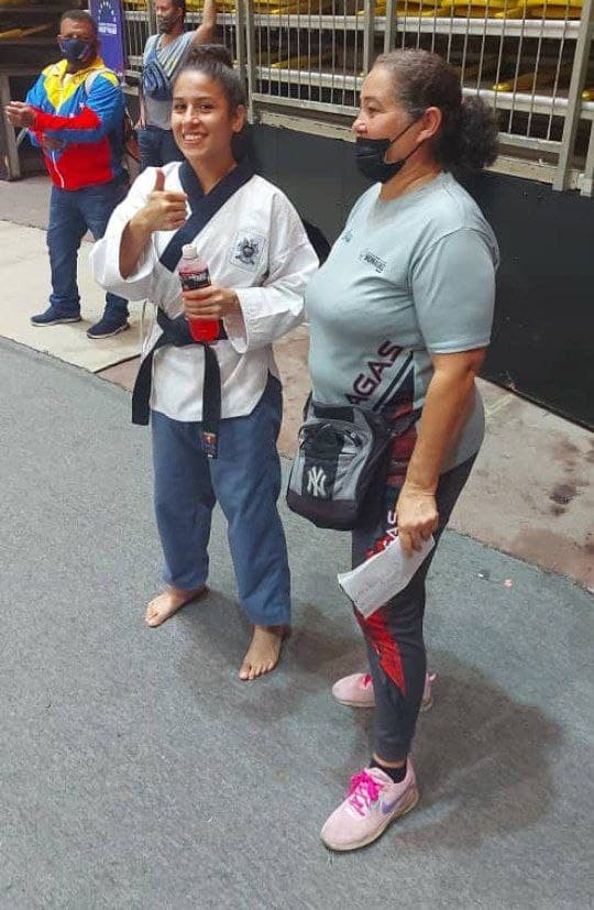 Monaguense Fernando Olivo pasó a semifinales del kickboxing.