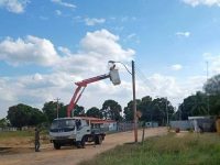 Gobernación y Somos Venezuela potencian alumbrado público en Aguasay.