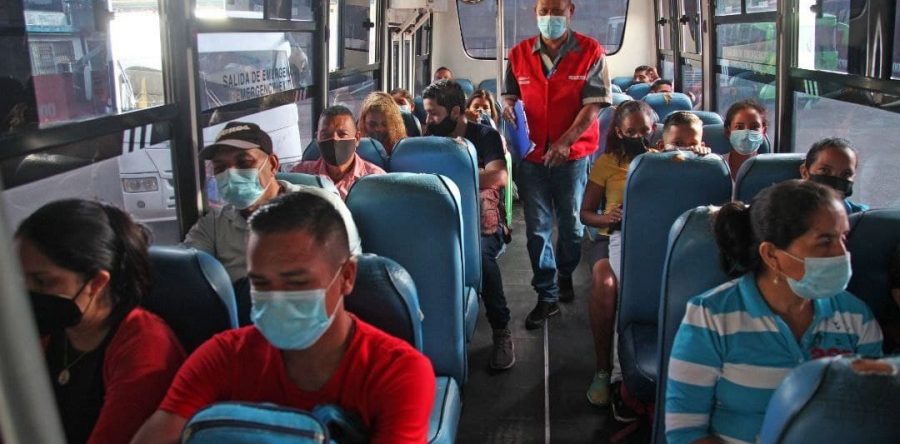 Terminal de Maturín exige tarjeta de vacunación anticovid-19 para viajar.