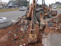 Gobernación y Alcaldía de Maturín reparan hueco en la avenida Bella Vista.