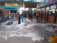 Alcaldía de Maturín realiza saneamiento profundo en el terminal de pasajeros.