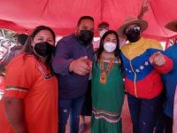 Alcalde Monteverde y ministra Clara Vidal visitaron comunidad kariña en Cedeño.