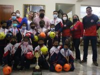 Escuela de Fútbol Menor “Antonio Mejías” visita Fundación El Niño Simón.