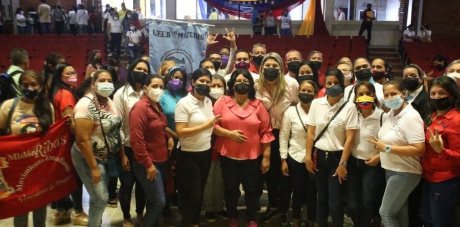 Educadores de Monagas debaten y presentan propuestas para mejorar el sistema escolar venezolano.