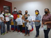 Alcaldesa Ana Fuentes materializa 140 ayudas en casos de salud.