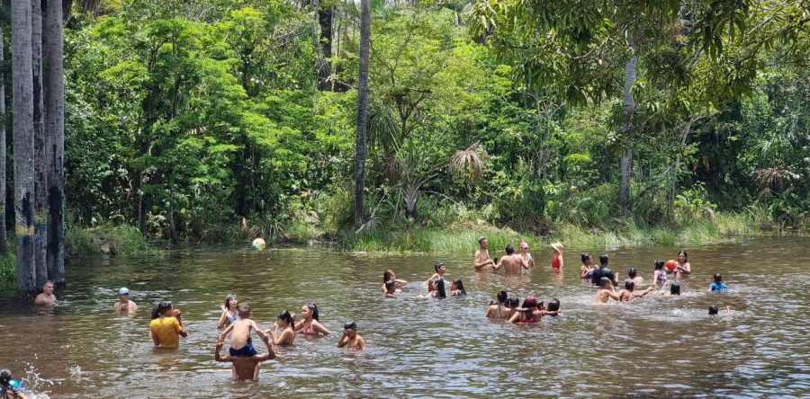 Alcaldesa Fuentes mantuvo operativo turístico en puntos de control y balnearios de Maturín.