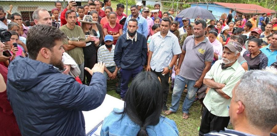Gobernador Ernesto Luna sostuvo encuentro con productores de Caripe.