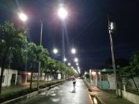 Rehabilitan alumbrado de avenidas en Uracoa.