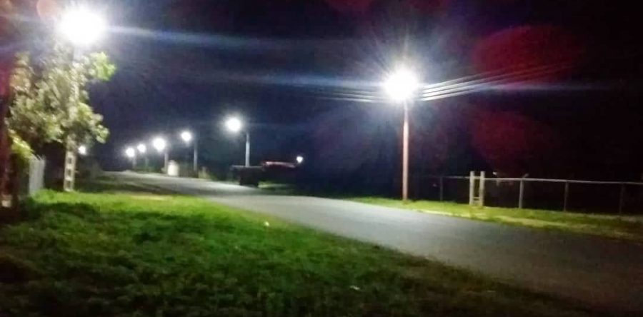 Rehabilitan alumbrado público en el sector Los Pozos del municipio Sotillo.