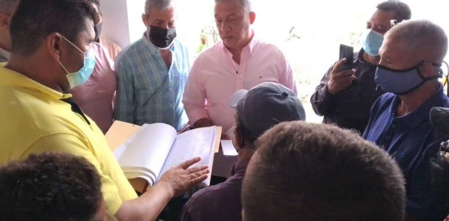 Autoridades reciben documento con peticiones de transportistas de Maturín.