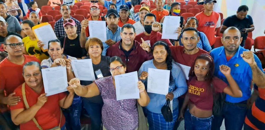 Entregan financiamiento a consejos comunales del municipio Sotillo, al sur de Monagas.