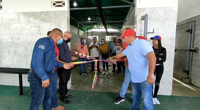Reinauguran matadero municipal de Sotillo en Barrancas del Orinoco.