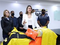 Alcaldesa Ana Fuentes equipa a trabajadores de los servicios públicos en Maturín.