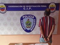 Detienen en Los Cortijos a sujeto que cobraba por actualizar datos del carnet de la Patria.