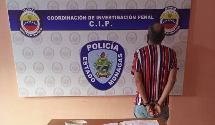 Detienen en Los Cortijos a sujeto que cobraba por actualizar datos del carnet de la Patria.