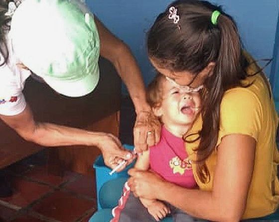 Aplican 955 dosis de vacunas en jornada de atención a las Bricomiles en Monagas