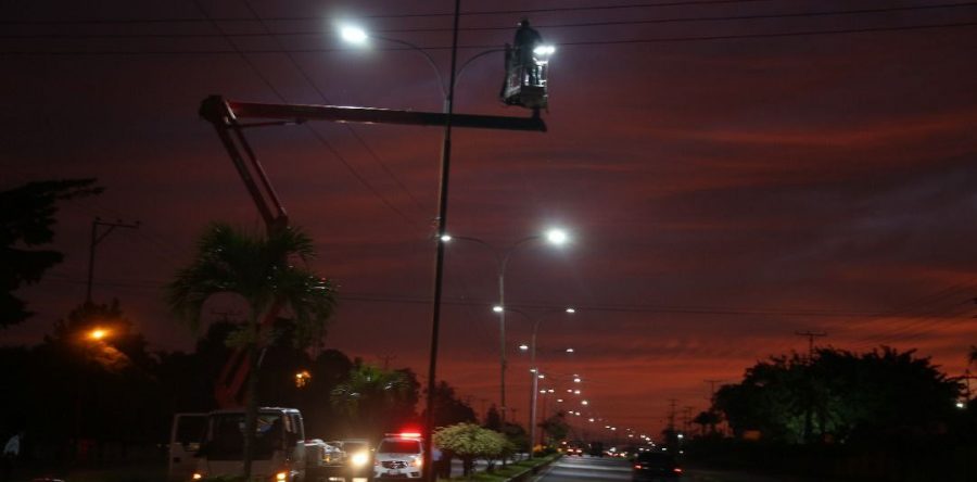 Alcaldesa Ana Fuentes iluminará otras 10 avenidas de Maturín.