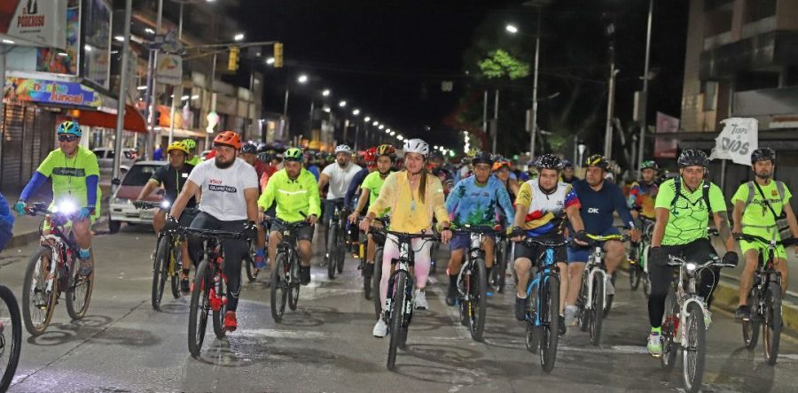 Con rodada ciclística inauguraron alumbrado de la avenida Juncal de Maturín.