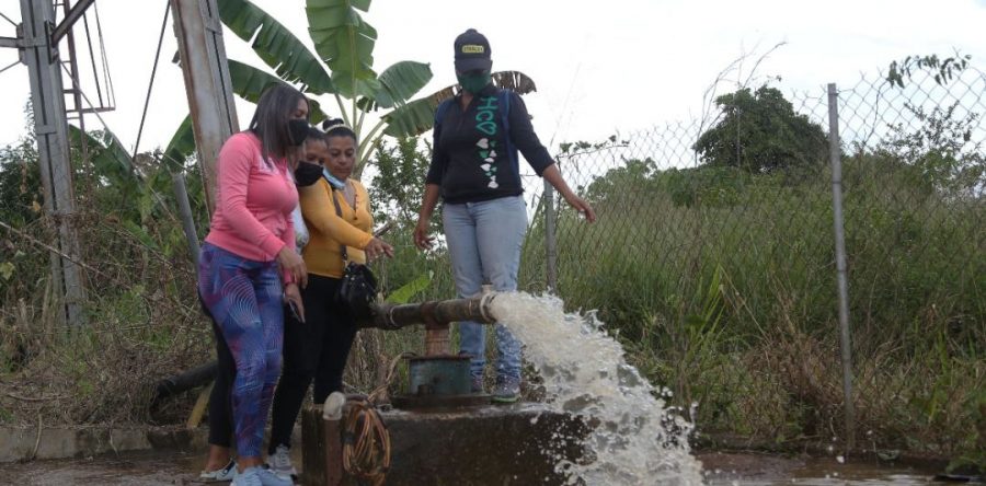 Más de 3.400 familias en El Furrial reciben suministro de agua en sus hogares.