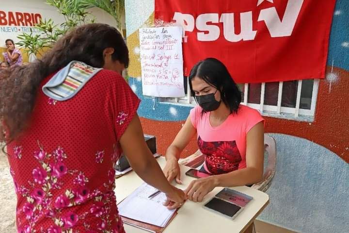 Ernesto Luna: El PSUV volvió a dar una lección de organización y democracia.
