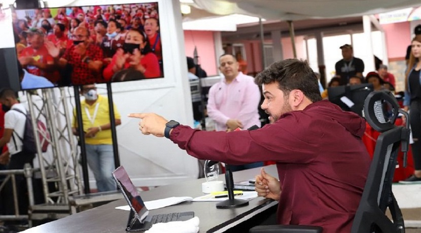 Gobernador Ernesto Luna apoya todas las iniciativas en favor de la Mujer.