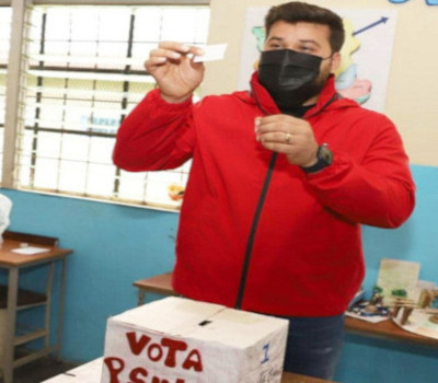 “Como militante del glorioso @PartidoPSUV acudí al llamado que ha hecho el presidente @NicolasMaduro