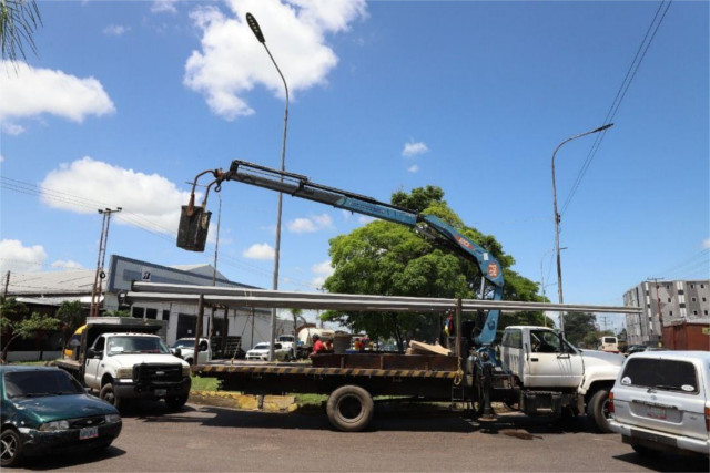 Alcaldía de Maturín inicia alumbrado público de la avenida Bella Vista