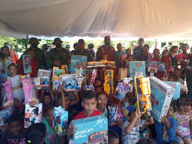 Realizan jornada social en caserío de Barrancas del Orinoco.