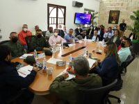 Gobernador Ernesto Luna evalúa servicios de telecomunicaciones en Monagas.