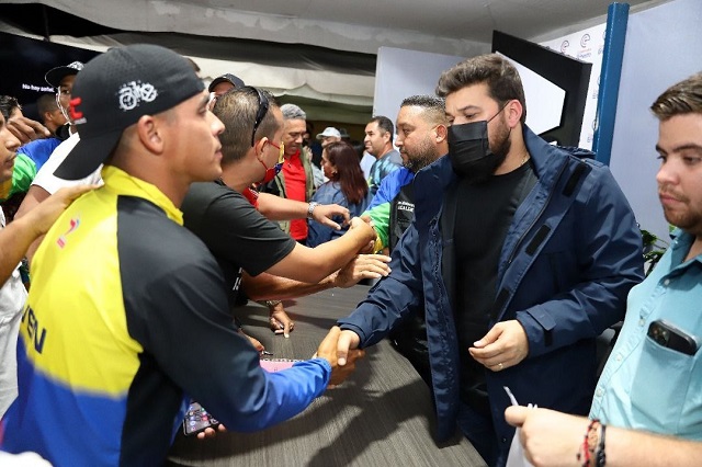 Gobernador Ernesto Luna anuncia que potenciará la Asociación de Ciclismo de Monagas.