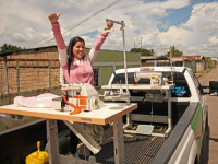 Gobernador Ernesto Luna apoya crecimiento productivo de emprendedores monaguenses.