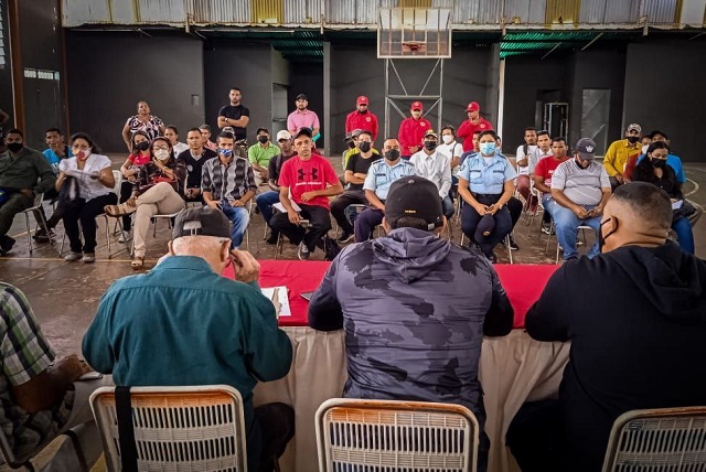 Reorganizan paradas en la avenida Bolívar de Punta de Mata.