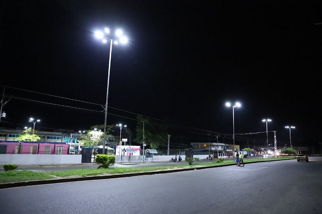 Programa “Maturín Brilla” lleva 11.500 luminarias instaladas en diferentes sectores, calles y avenidas de la ciudad.