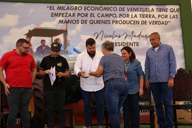 Más de 38 mil hectáreas de tierras productivas fueron legalizadas en los estados orientales.