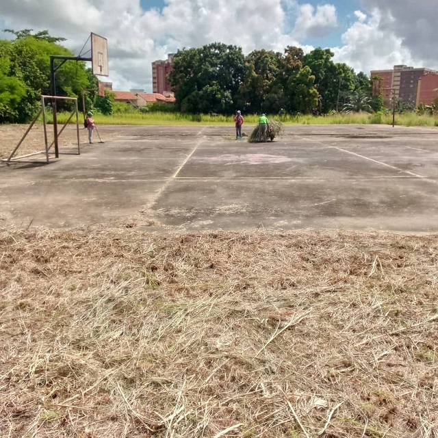 Más de 100 centros educativos atendidos en Maturín con el plan de saneamiento.