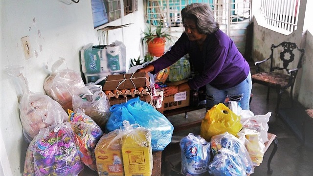 Gobernador Ernesto Luna impulsa actividades productivas de emprendedores monaguenses.