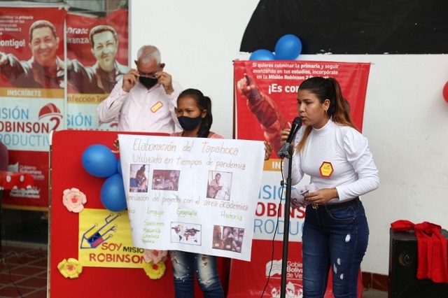 Misión Robinson celebró en Maturín 17 años libres de analfabetismo con Congreso Productivo.