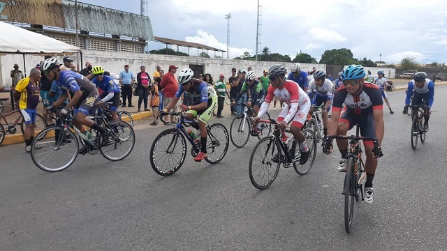 Luis Gómez ganó 5ta válida de ciclismo en homenaje a Jino José Mota en Punta de Mata.
