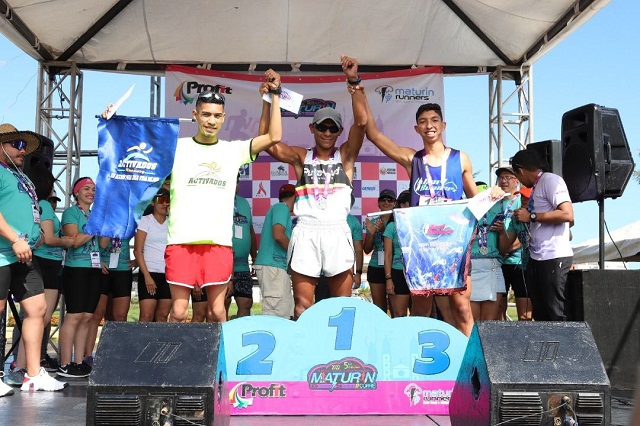 500 corredores en la Alirio Ugarte Pelayo cierran celebración de la Feria de San Simón