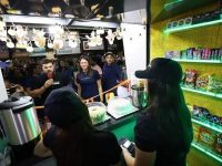 Maturineses disfrutan de ferias navideñas en la plaza Rómulo Gallegos y el Paseo Bolívar.