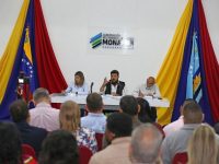 Gobernador Ernesto Luna socializa con jefes de despachos y autoridades del PSUV las 7 líneas del presidente Maduro