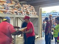 Distribuyen más de 14 mil bolsas de alimentos en el municipio Cedeño.