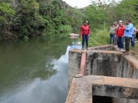 Autoridades de Monagas inspecionan captación de la planta de agua Mundo Nuevo.