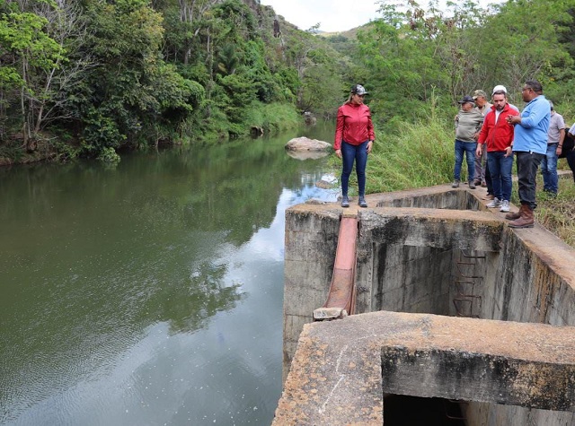 Autoridades de Monagas inspecionan captación de la planta de agua Mundo Nuevo.