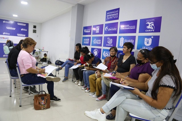 Establecen como meta la consolidación de emprendimientos en el 2023.