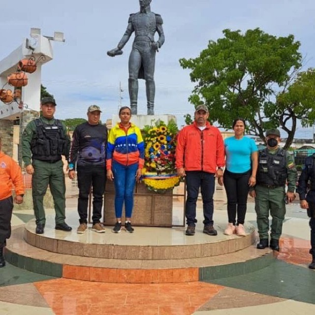Conmemoran el Día de la Dignidad Nacional en Barrancas del Orinoco.
