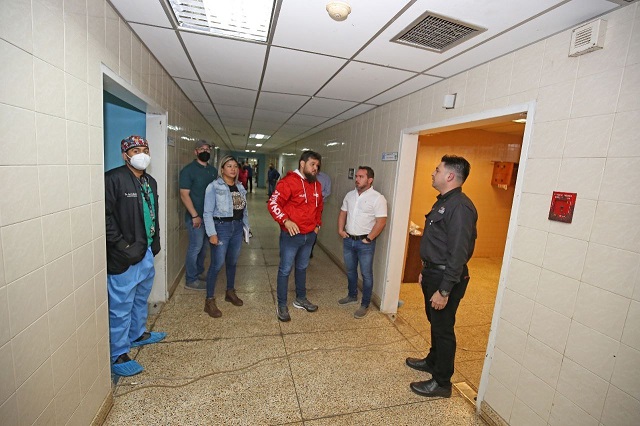 Construyen una Emergencia con altos estándares clínicos en el hospital central de Maturín.