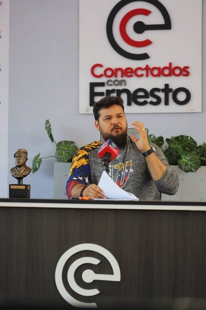 Gobernador Ernesto Luna propone consulta popular para cambiar el nombre a la parroquia Alto de Los Godos.